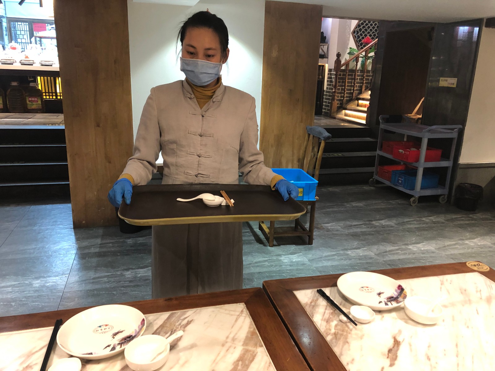 海安高新区：公筷公勺引领乡村新风尚.jpg