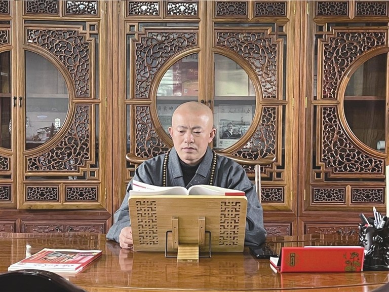 达霖.jpg 达霖.jpg