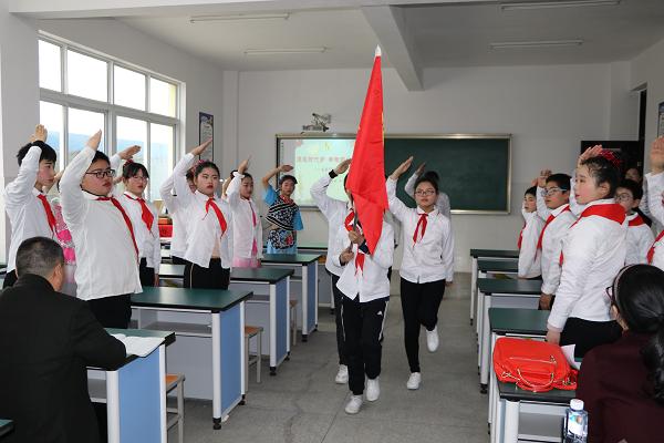 海安市校际德育联盟研讨会在沙岗小学举行