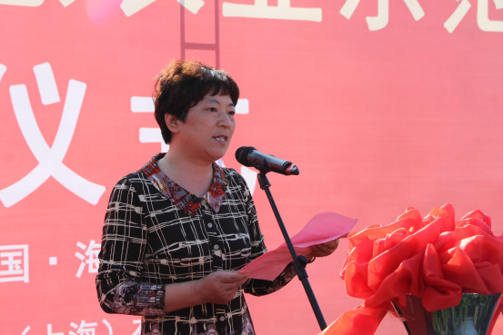 储慧文,海安市人民法院政治处副主任,2016年6月被市中院评为"全市法院