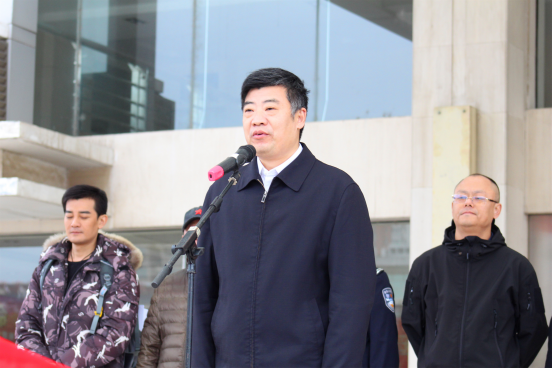 严长江宣布电影《铁警柔情》正式开机.